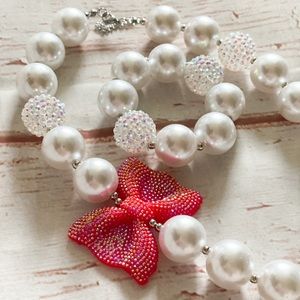 Little girls bubblegum necklace set